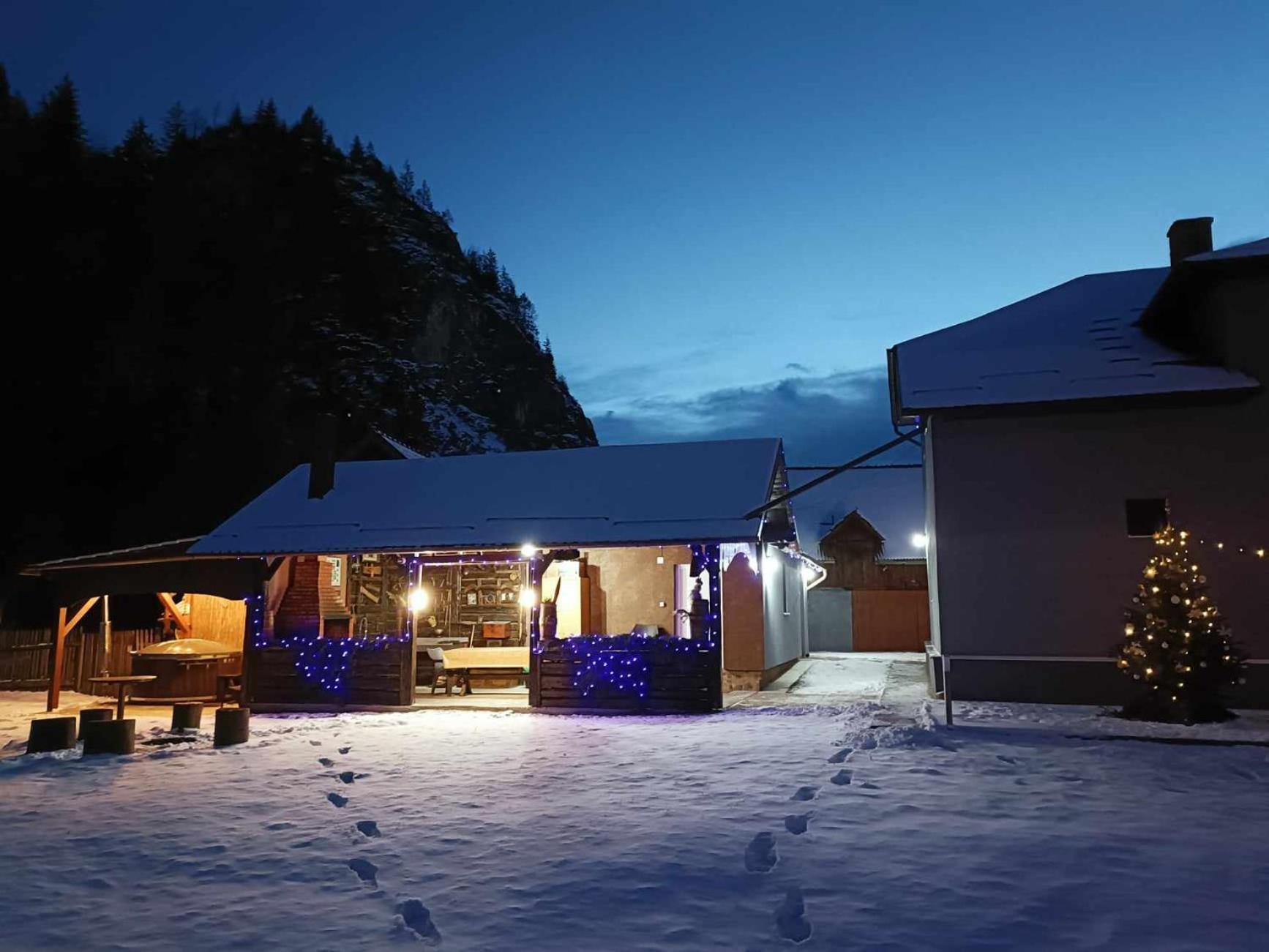Cazare La Piatra Buhei Câmpulung Moldovenesc Extérieur photo